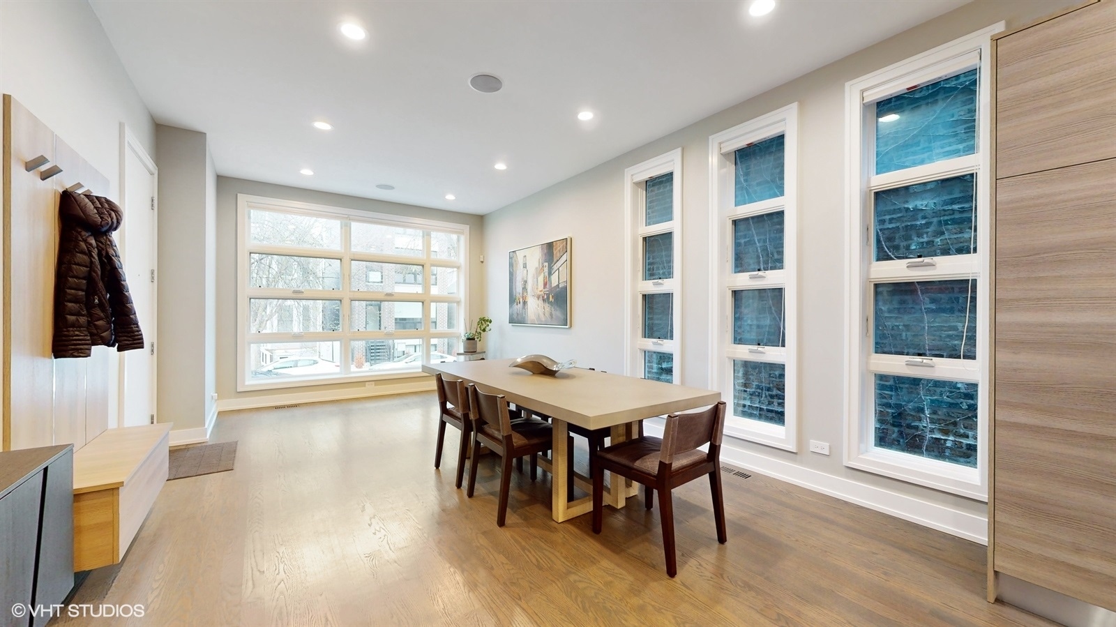 2855 W Lyndale Street Unit: 1