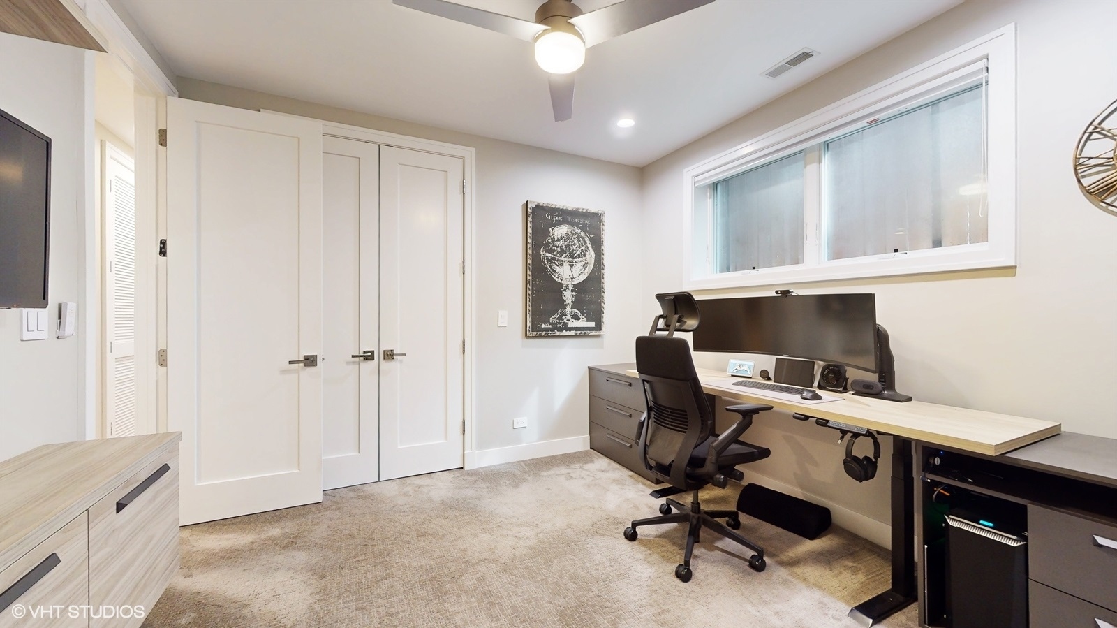 2855 W Lyndale Street Unit: 1