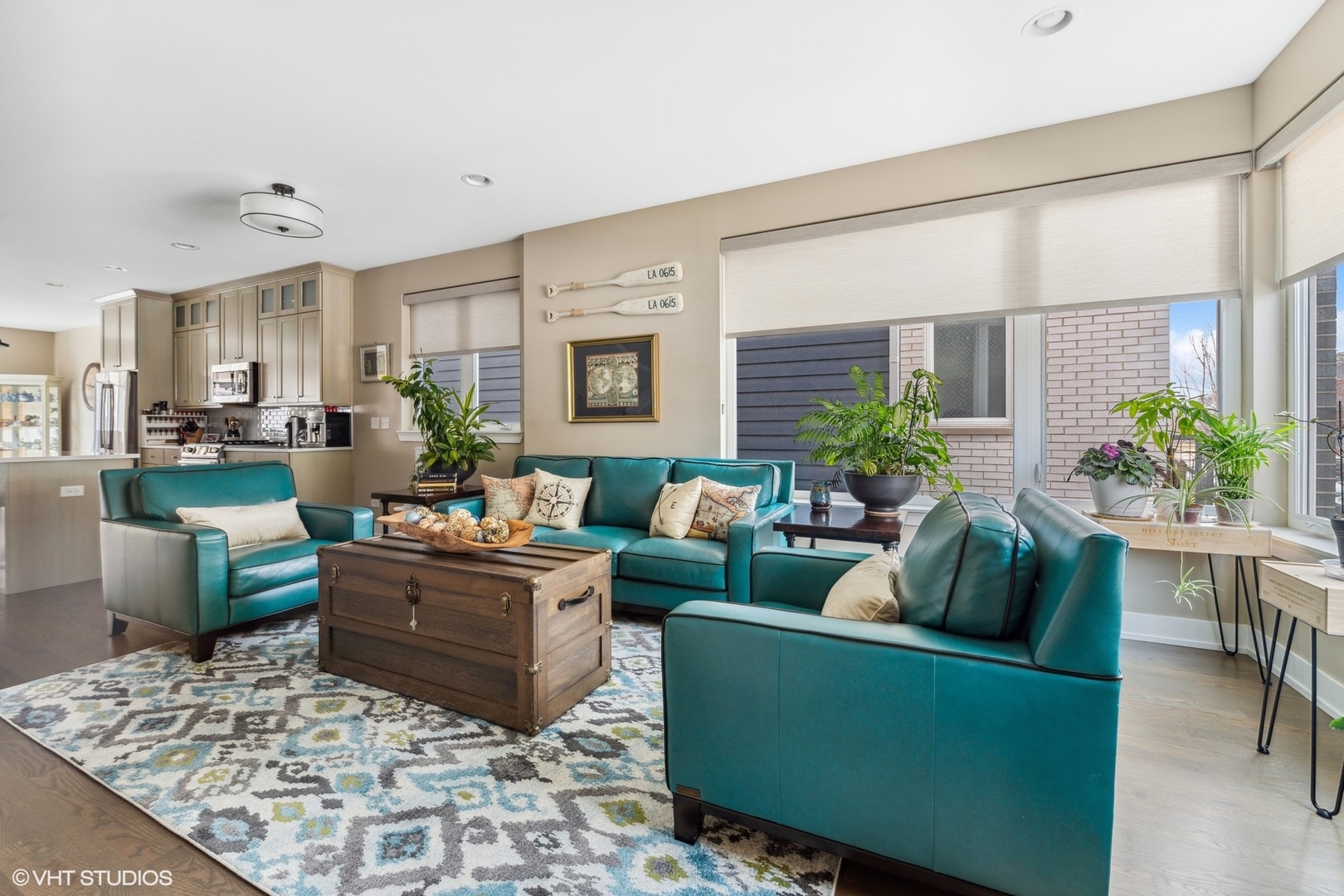 2905 S Hillock Avenue