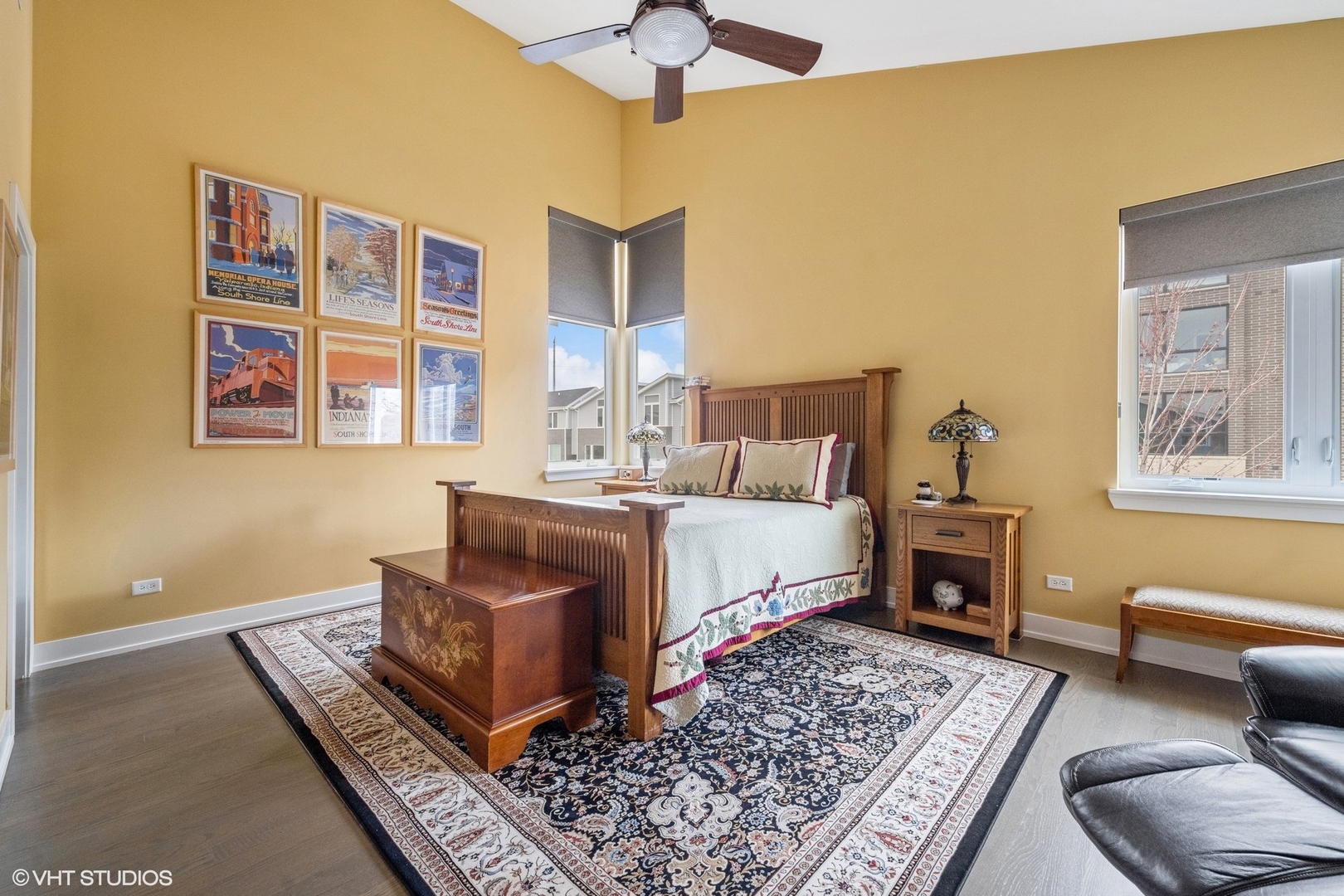 2905 S Hillock Avenue