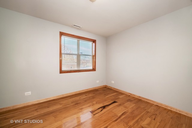 5312 S Kenneth Avenue