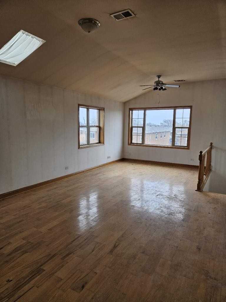 5312 S Kenneth Avenue