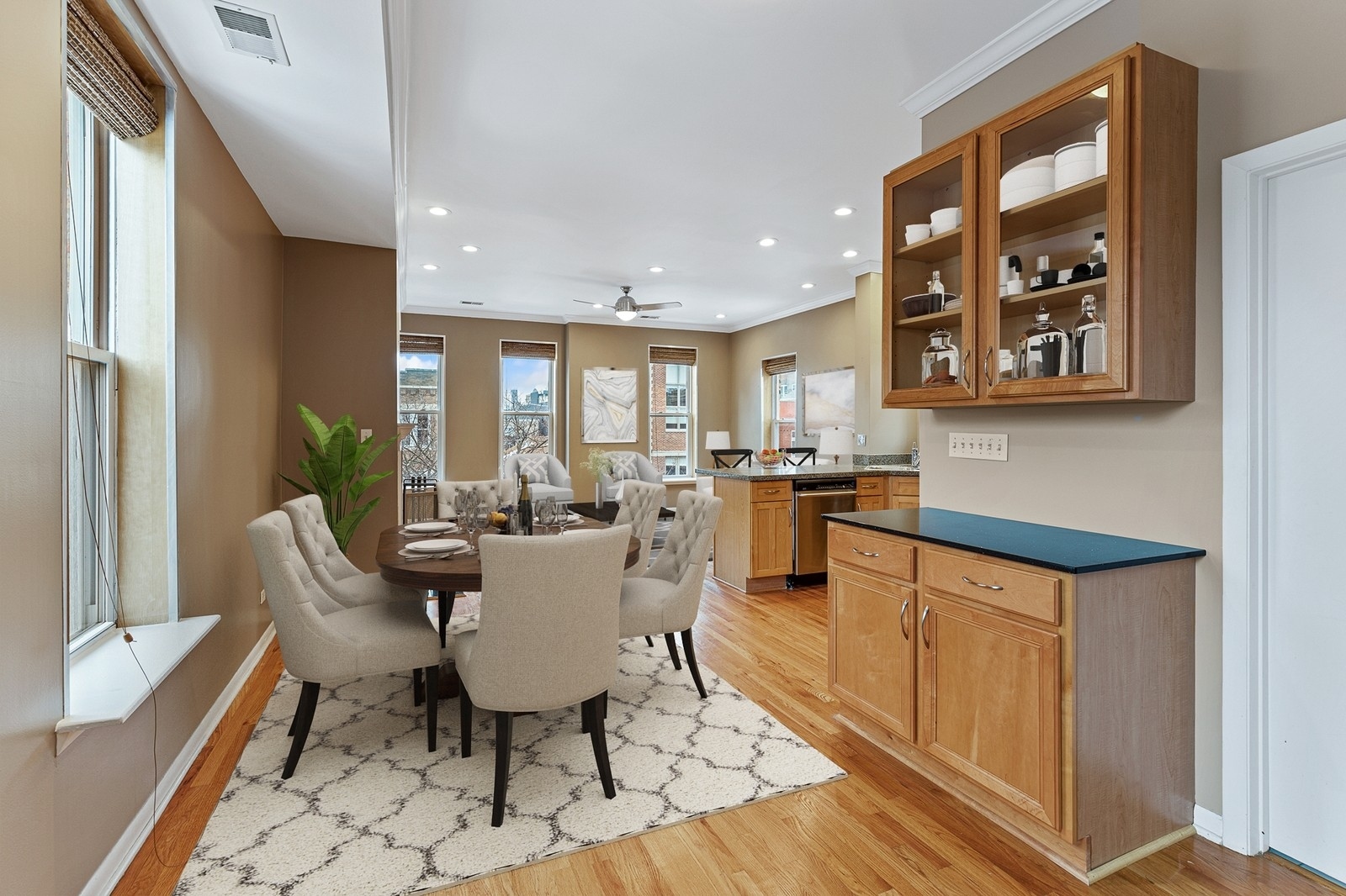 1114 N Paulina Street Unit: 3