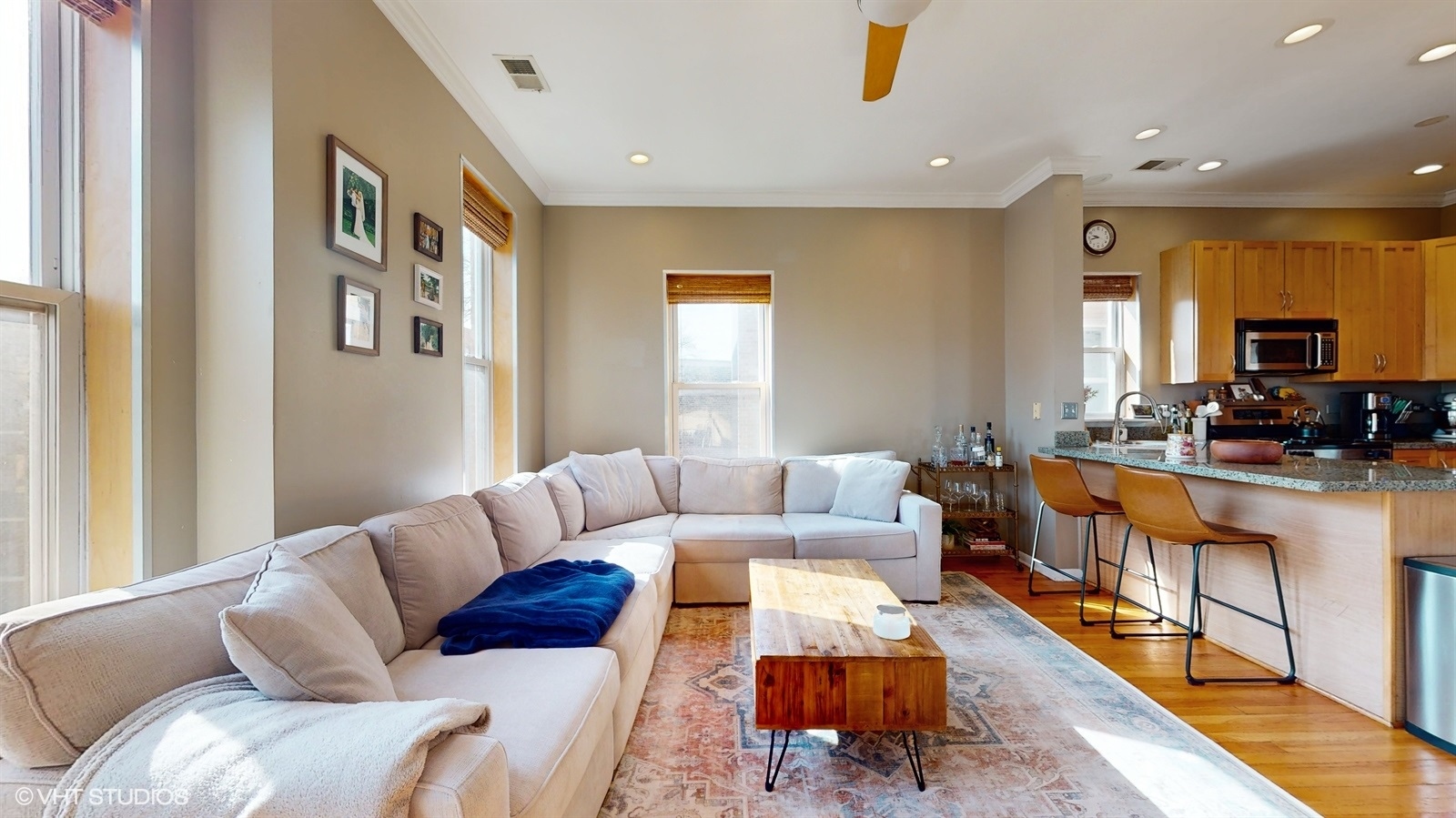 1114 N Paulina Street Unit: 3