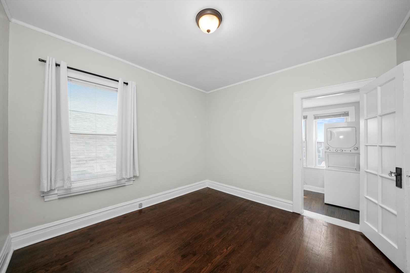 5729 N Mulligan Avenue Unit: 2