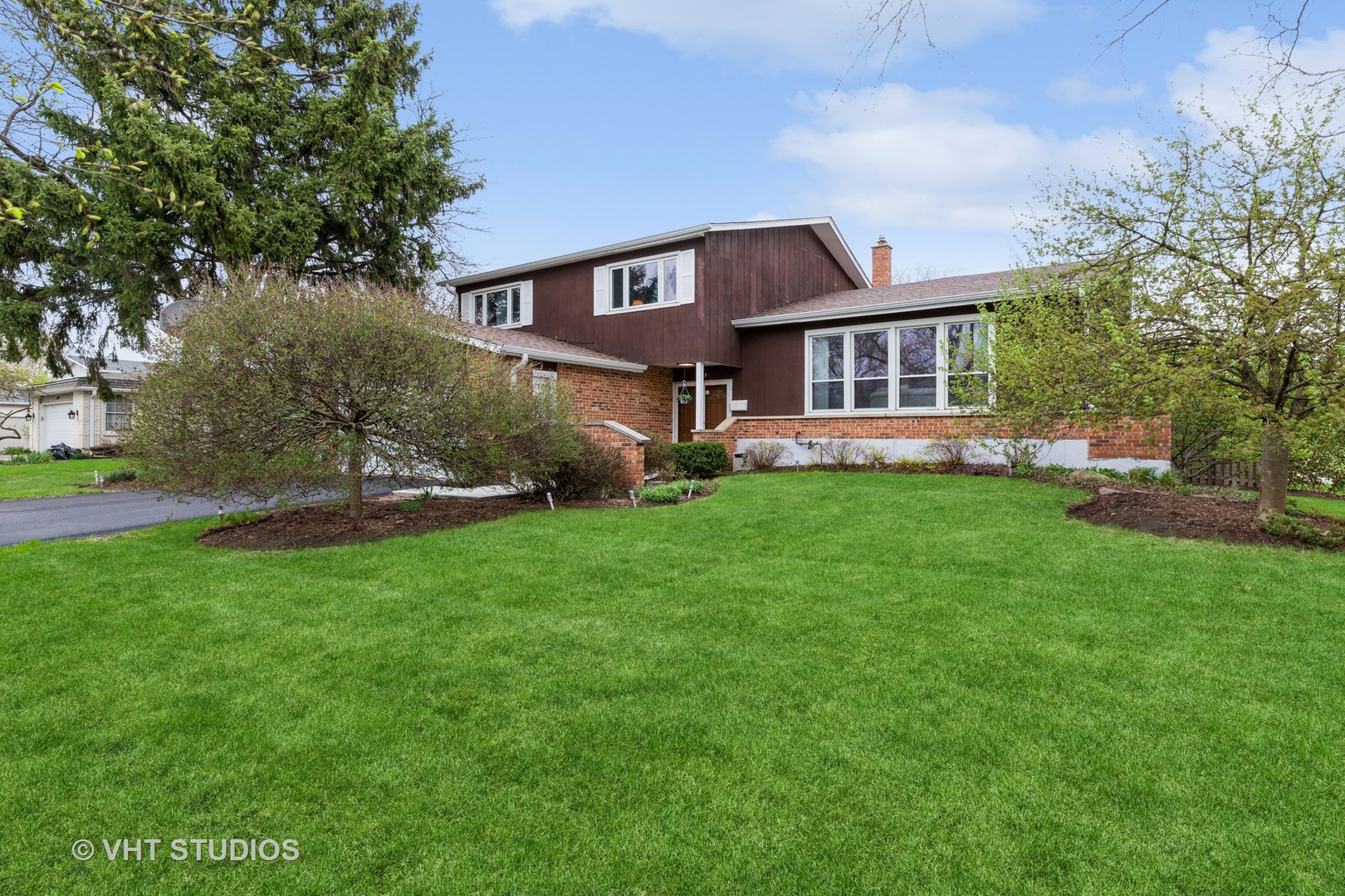 2305 N Evergreen Avenue