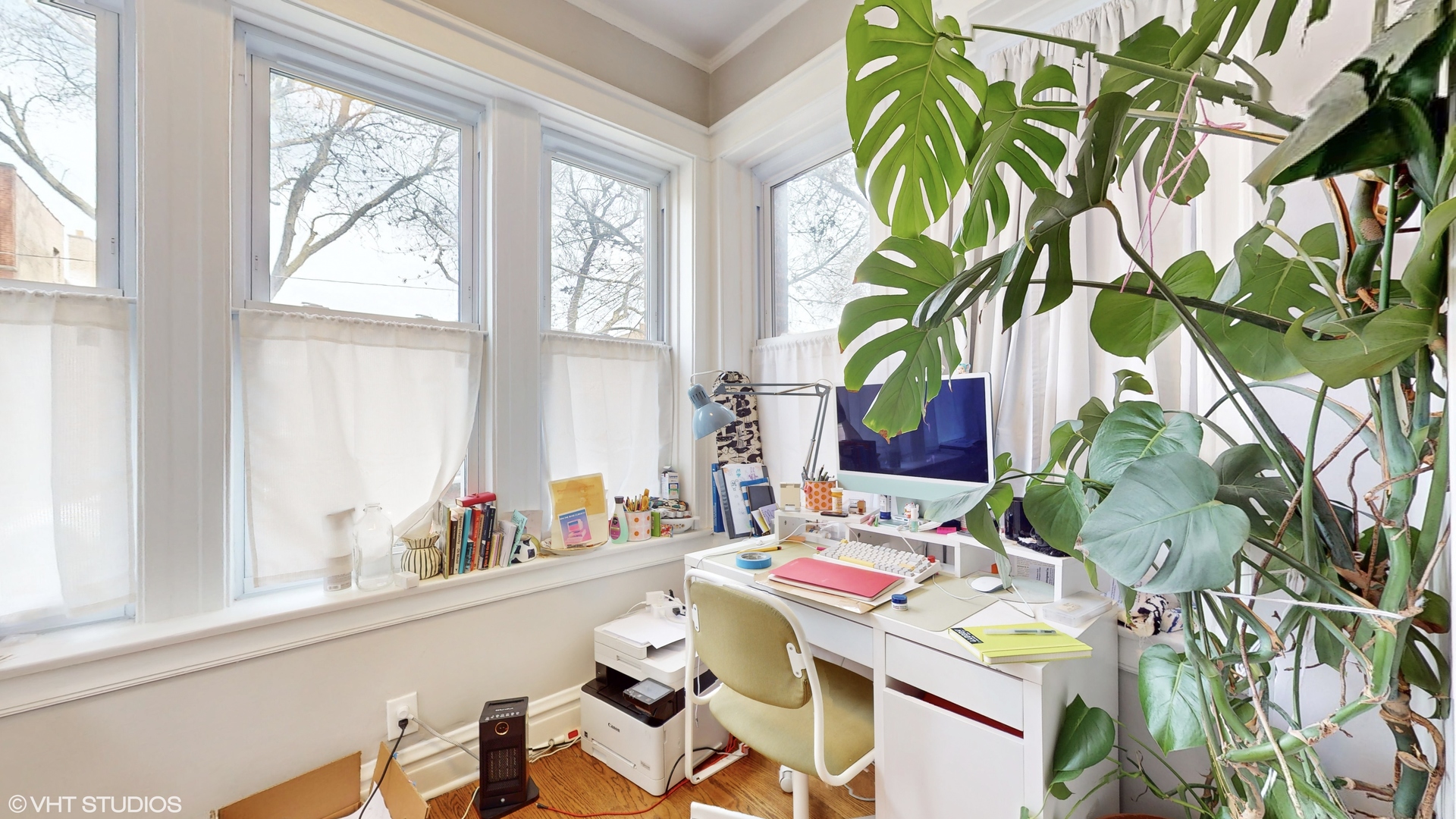 3352 N Monticello Avenue Unit: 1