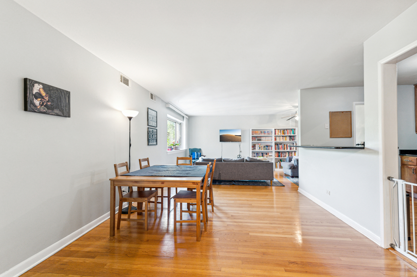 737 Ridge Avenue Unit: 3F