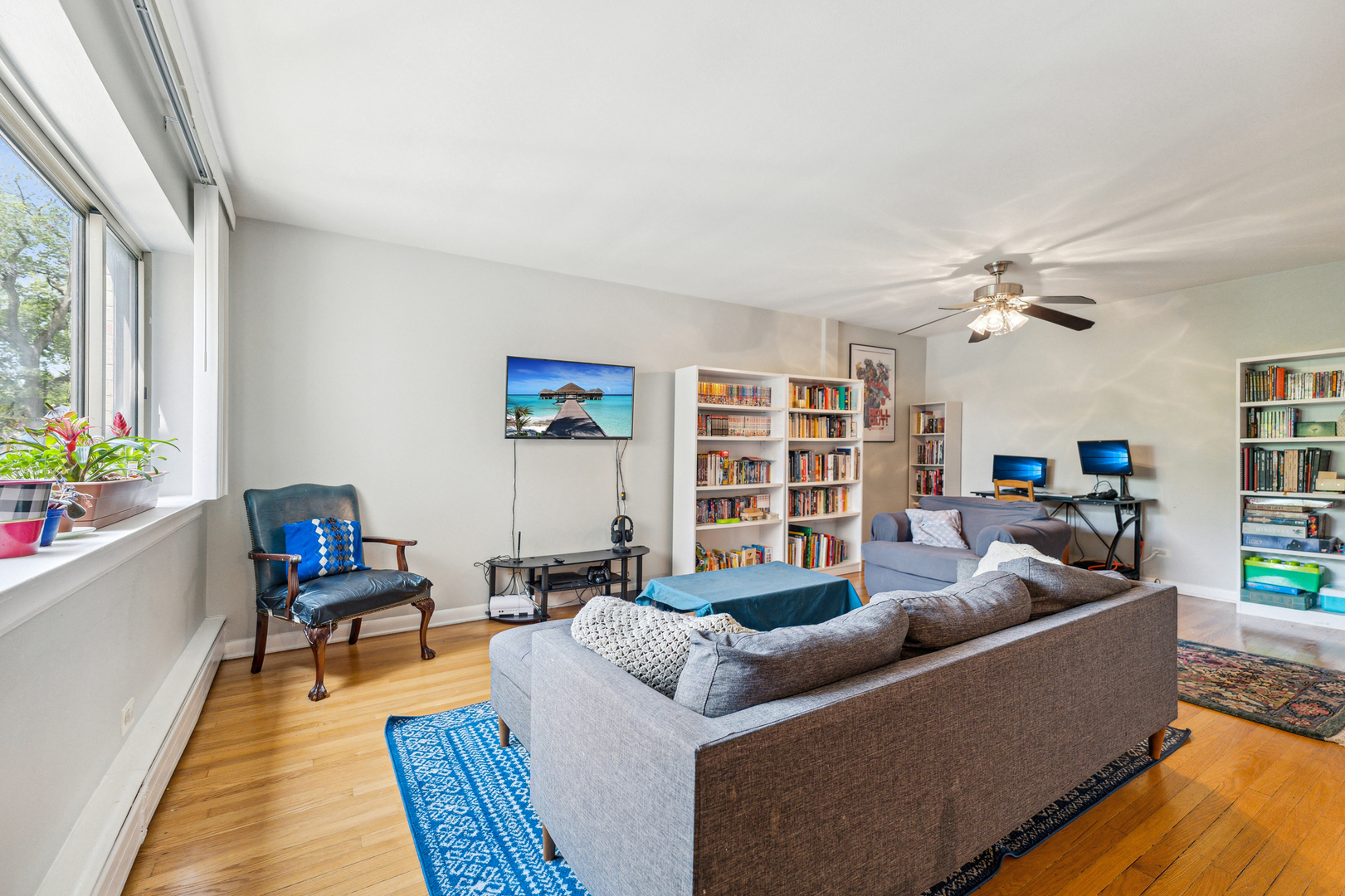 737 Ridge Avenue Unit: 3F