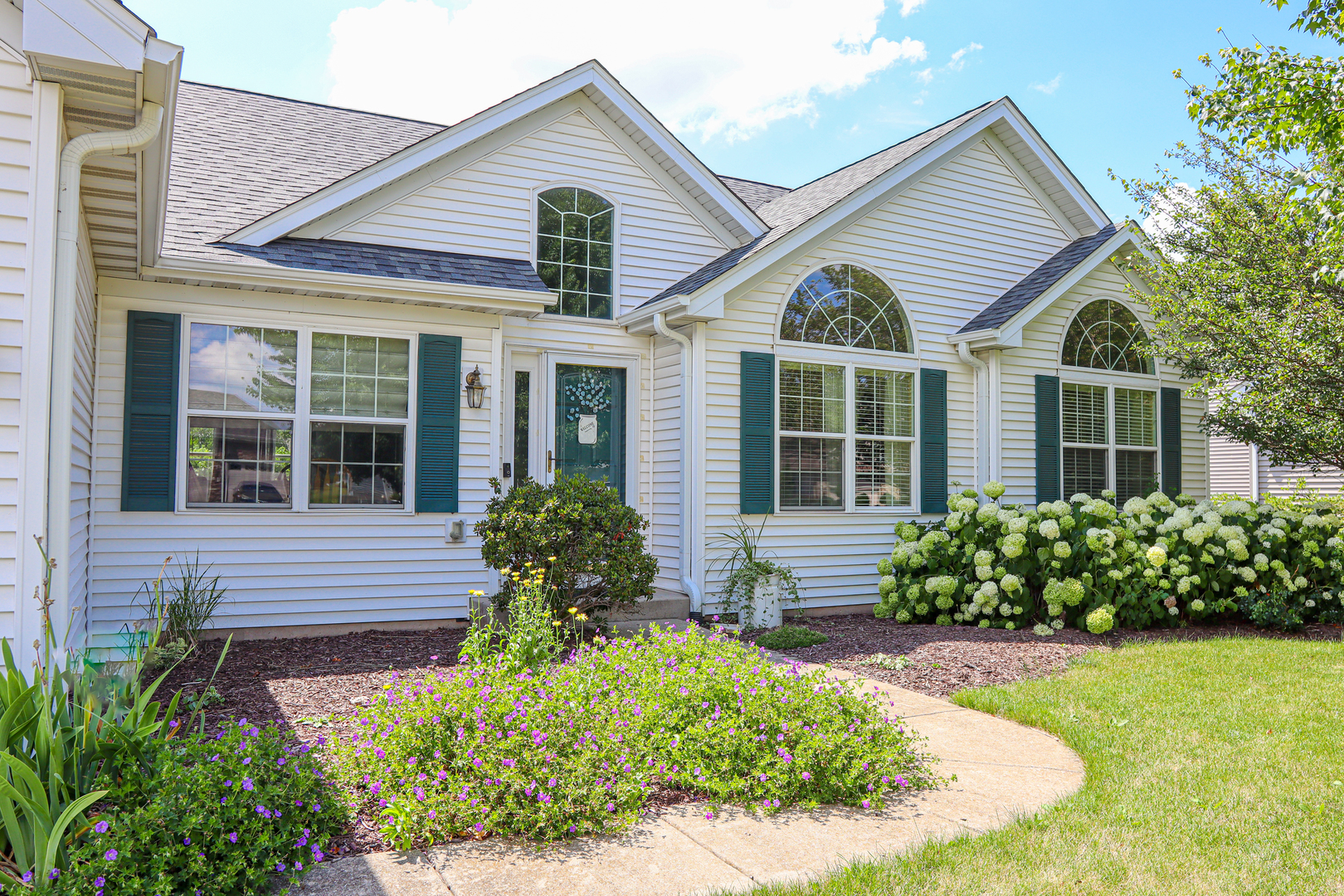 1983 Prairie Rose Lane