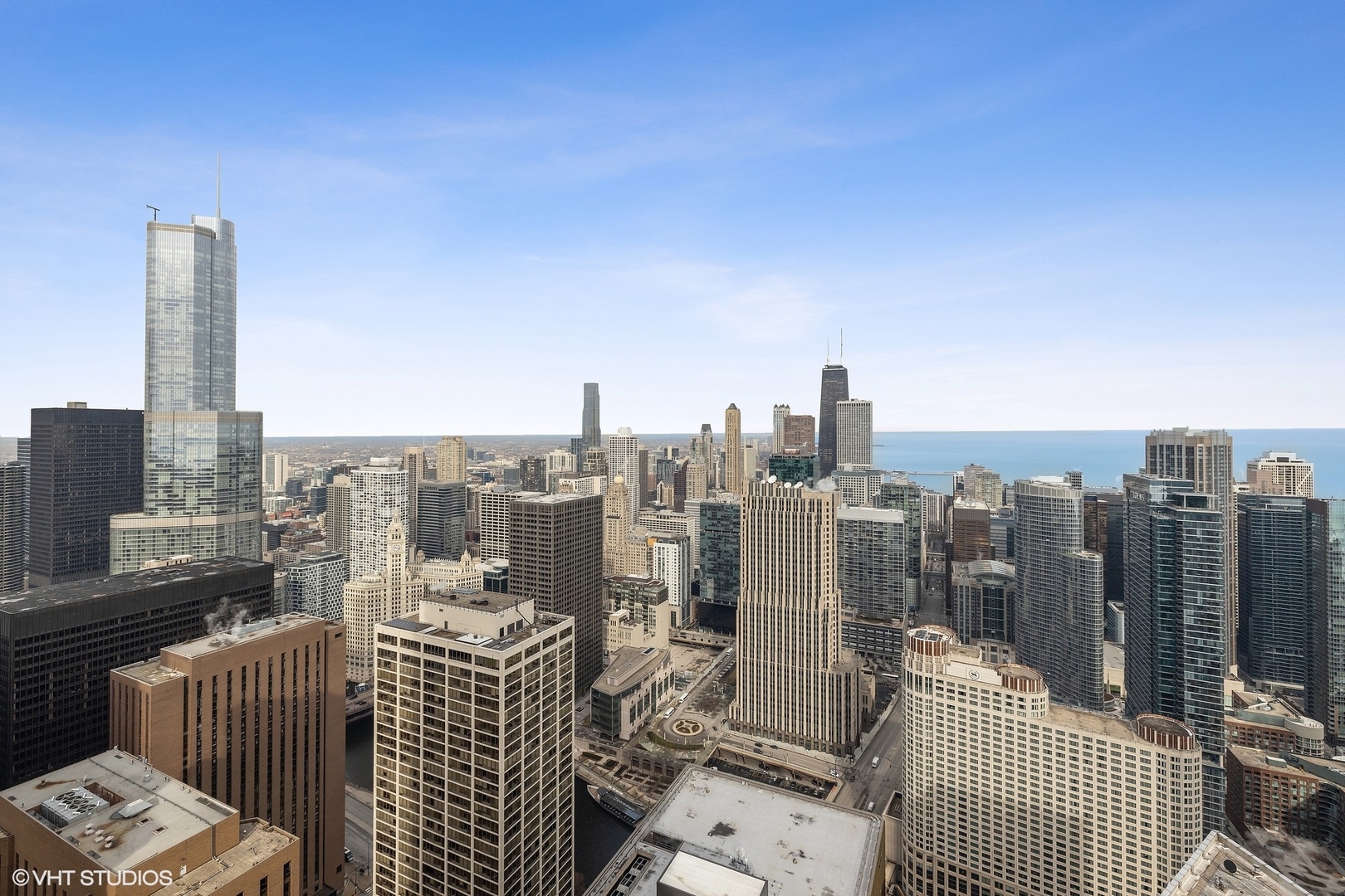 225 N Columbus Drive Unit: 6105