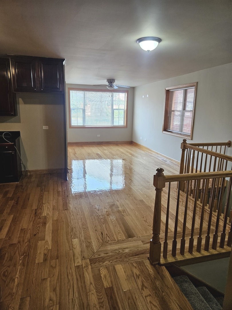 5316 S Kenneth Avenue Unit: 101