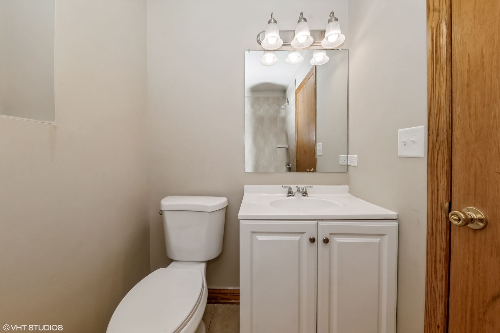5316 S Kenneth Avenue Unit: 101