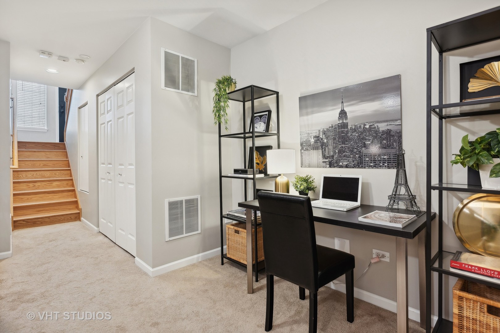 3825 N Milwaukee Avenue Unit: C