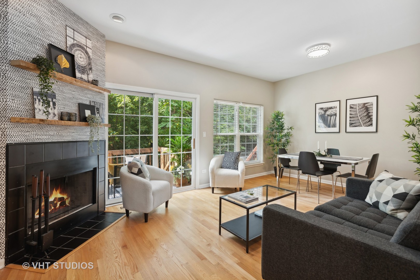 3825 N Milwaukee Avenue Unit: C