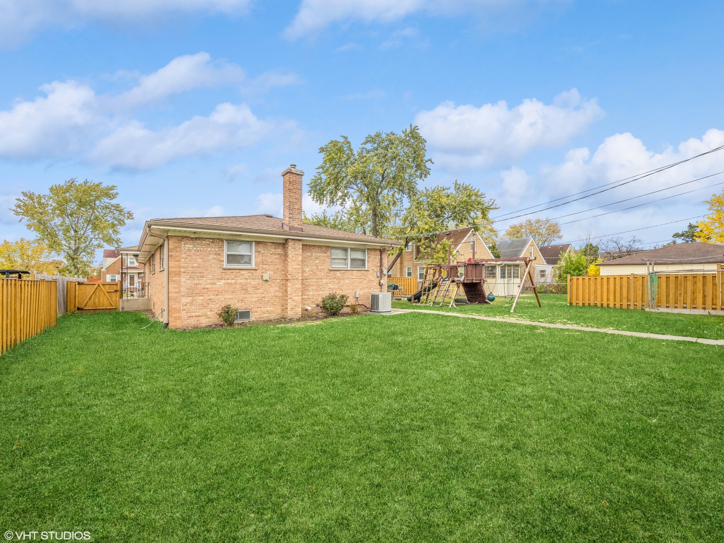 4949 Birchwood Avenue