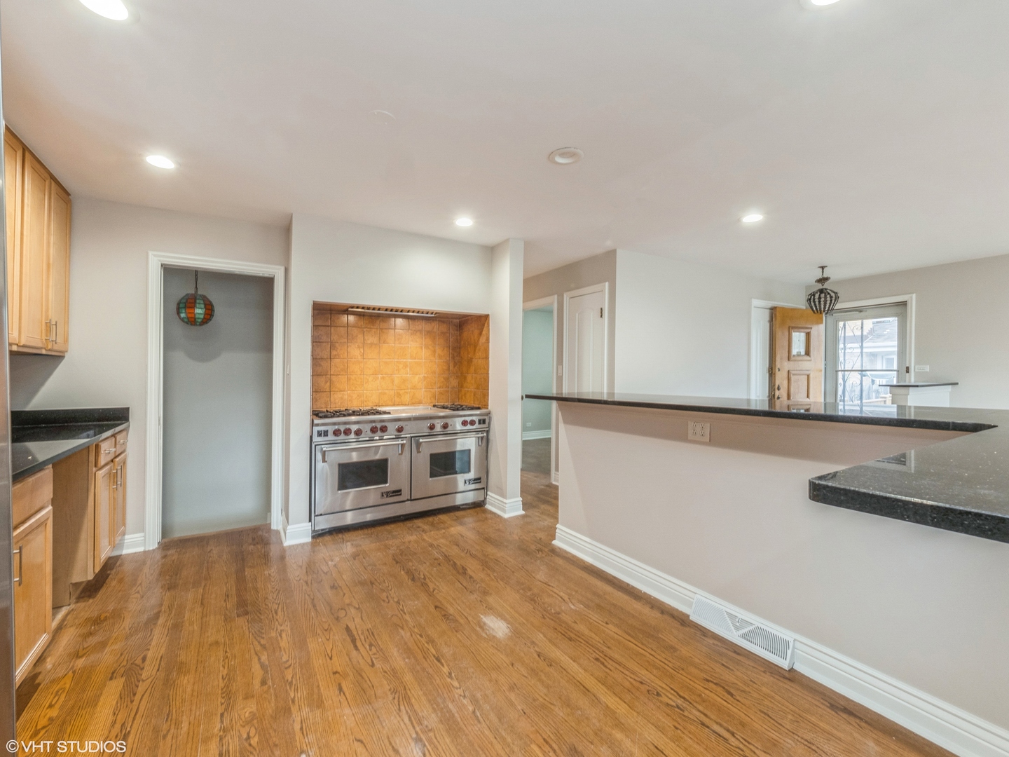 4949 Birchwood Avenue