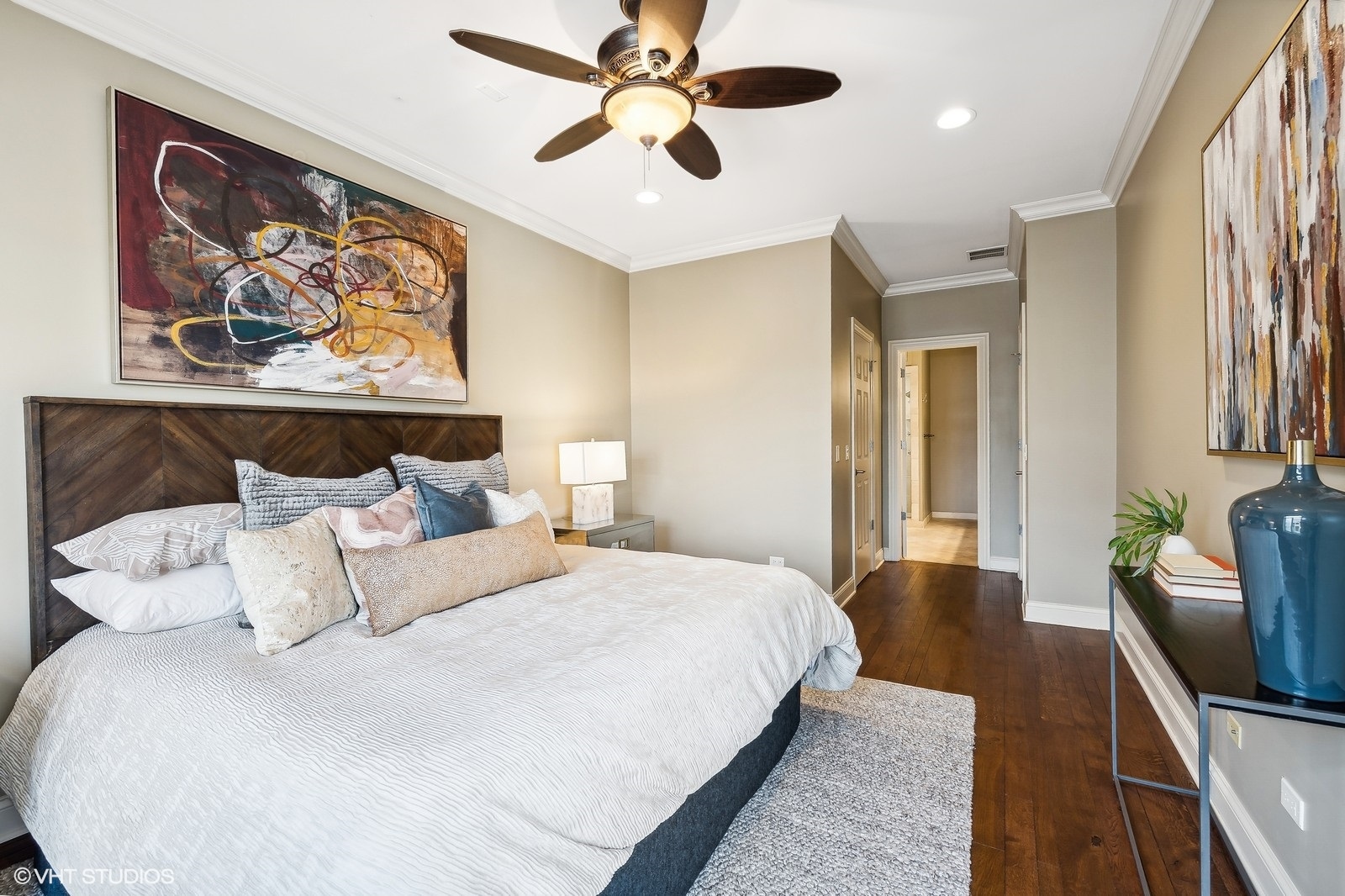 1890 N Milwaukee Avenue Unit: 3C