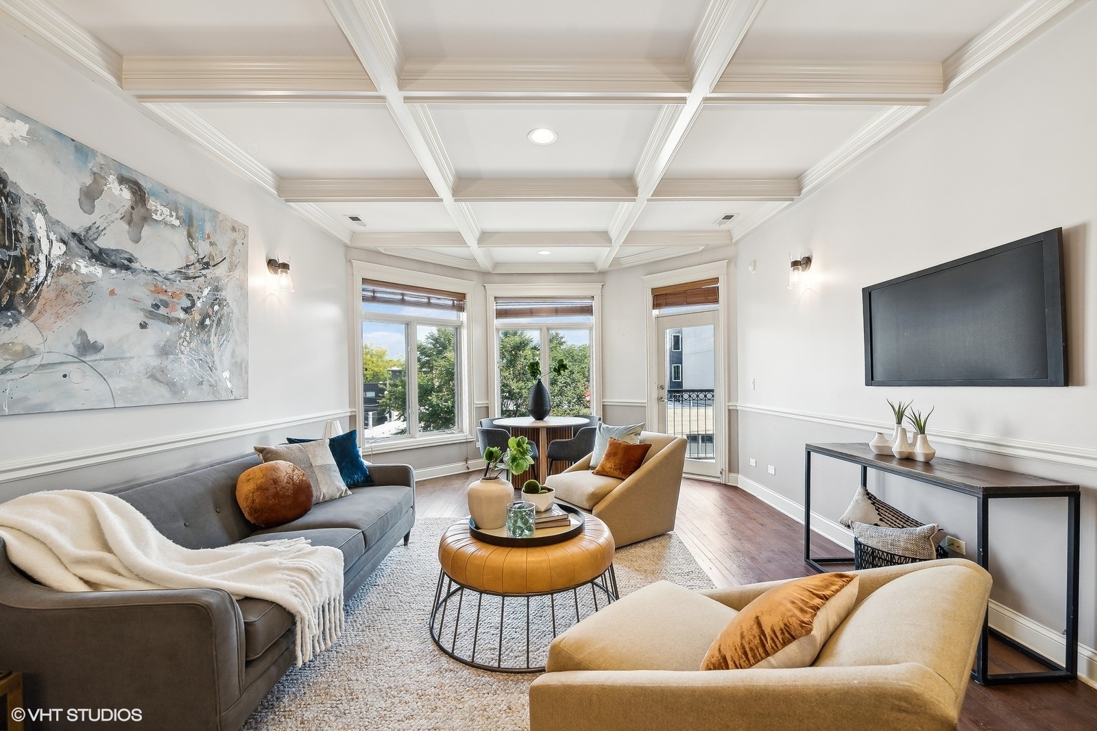 1890 N Milwaukee Avenue Unit: 3C