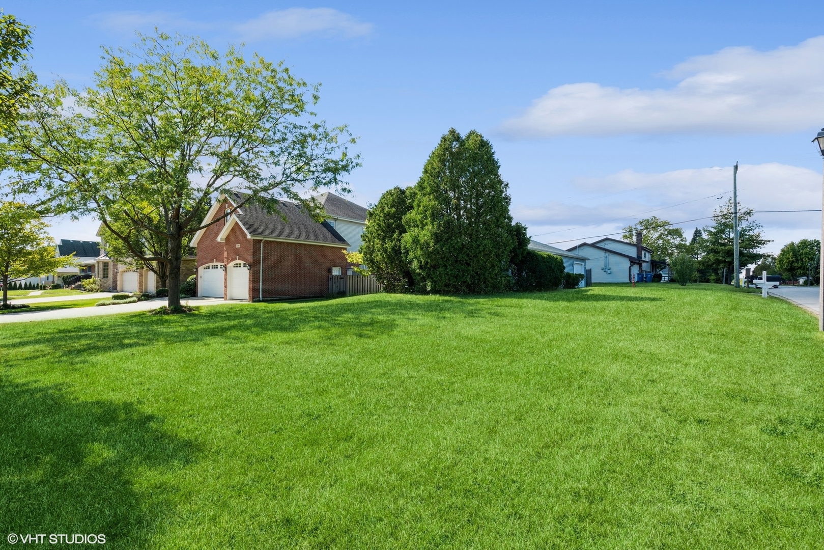 222 E Crestview Avenue