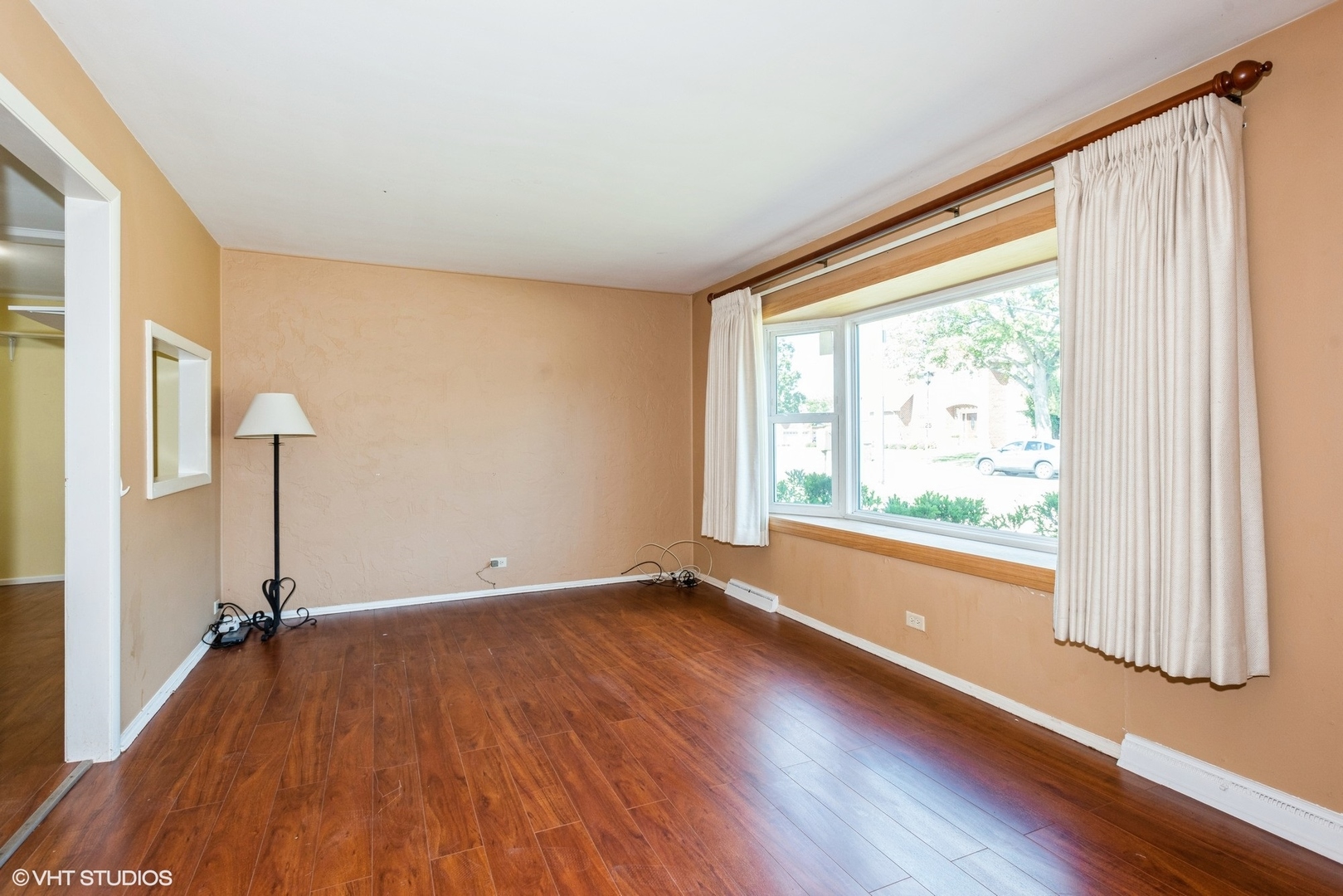 222 E Crestview Avenue