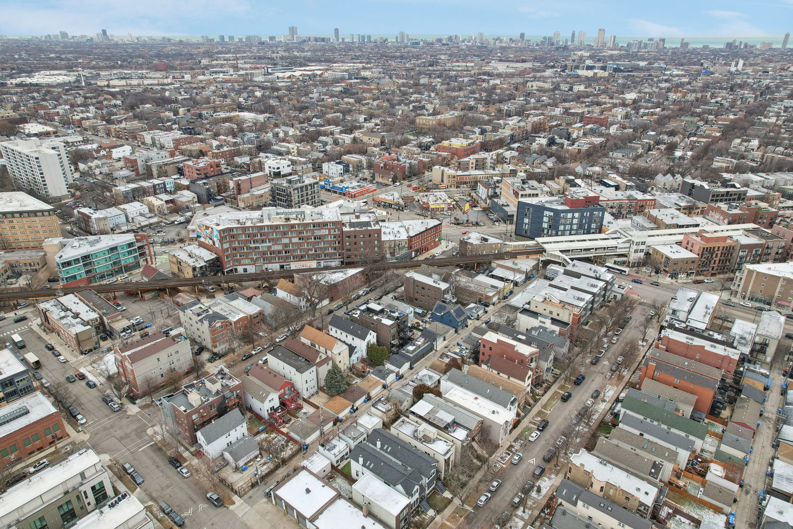 2448 W Cortland Street