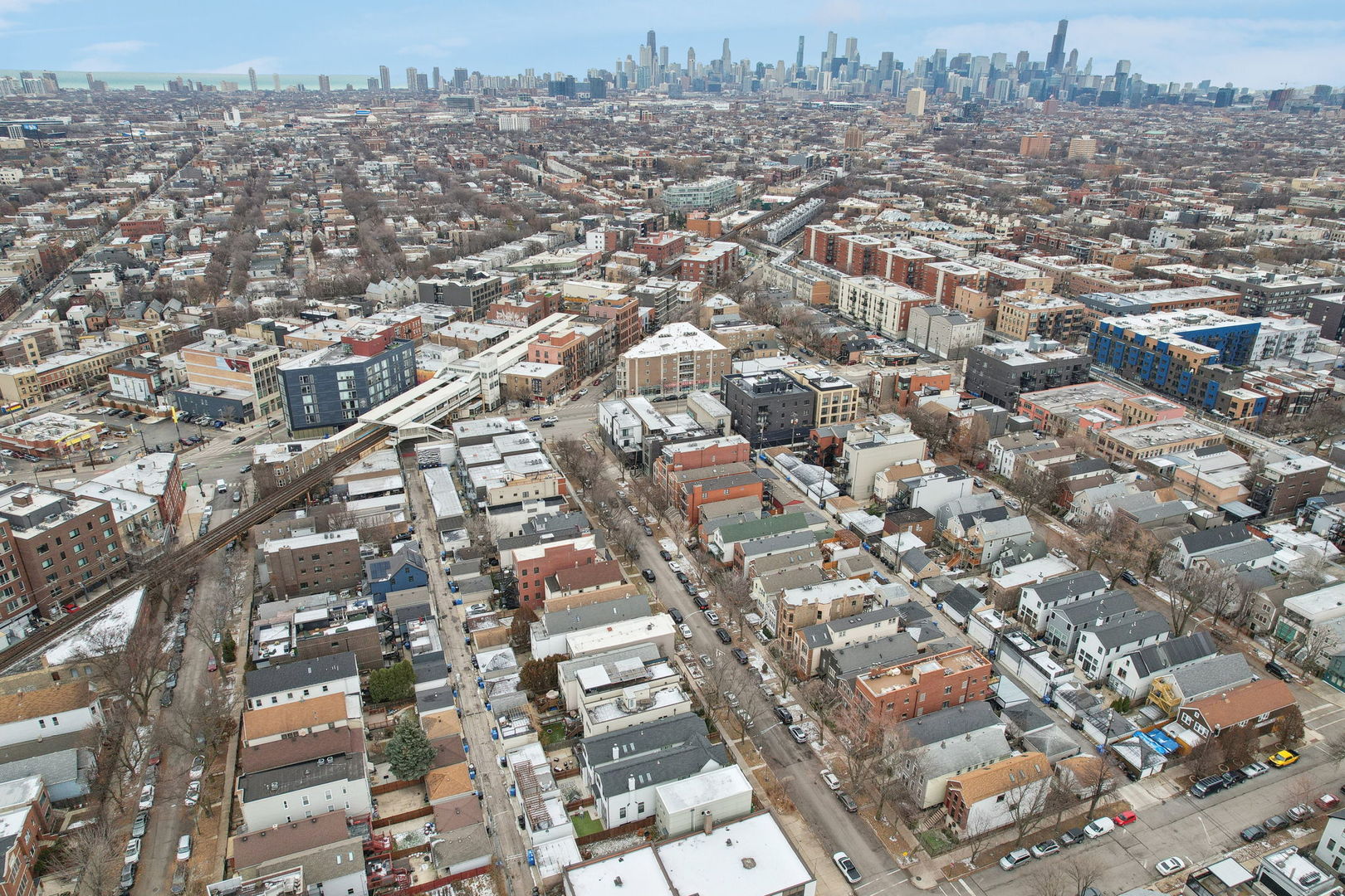 2448 W Cortland Street