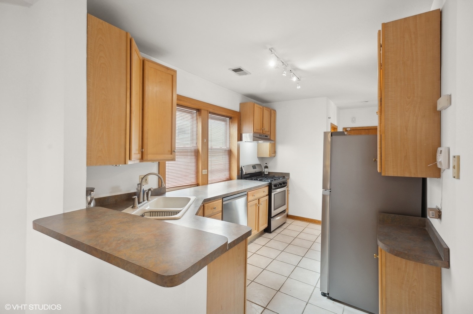 6314 N Bell Avenue Unit: 3