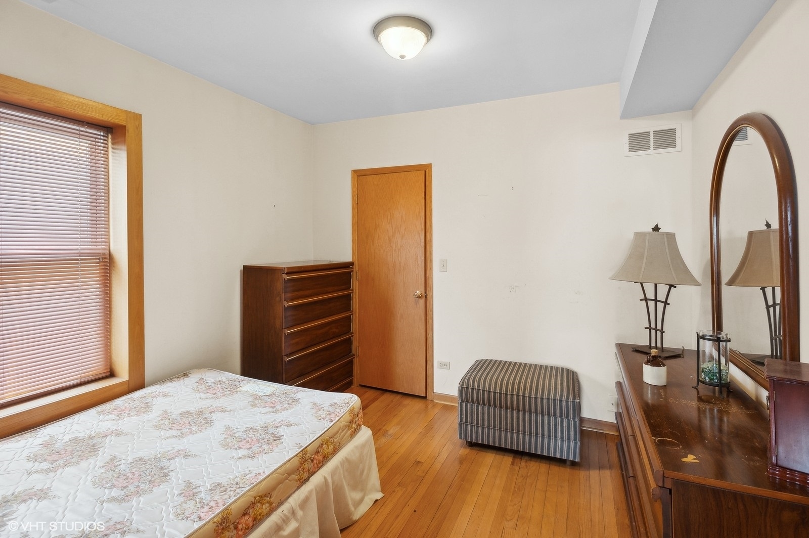 6314 N Bell Avenue Unit: 3