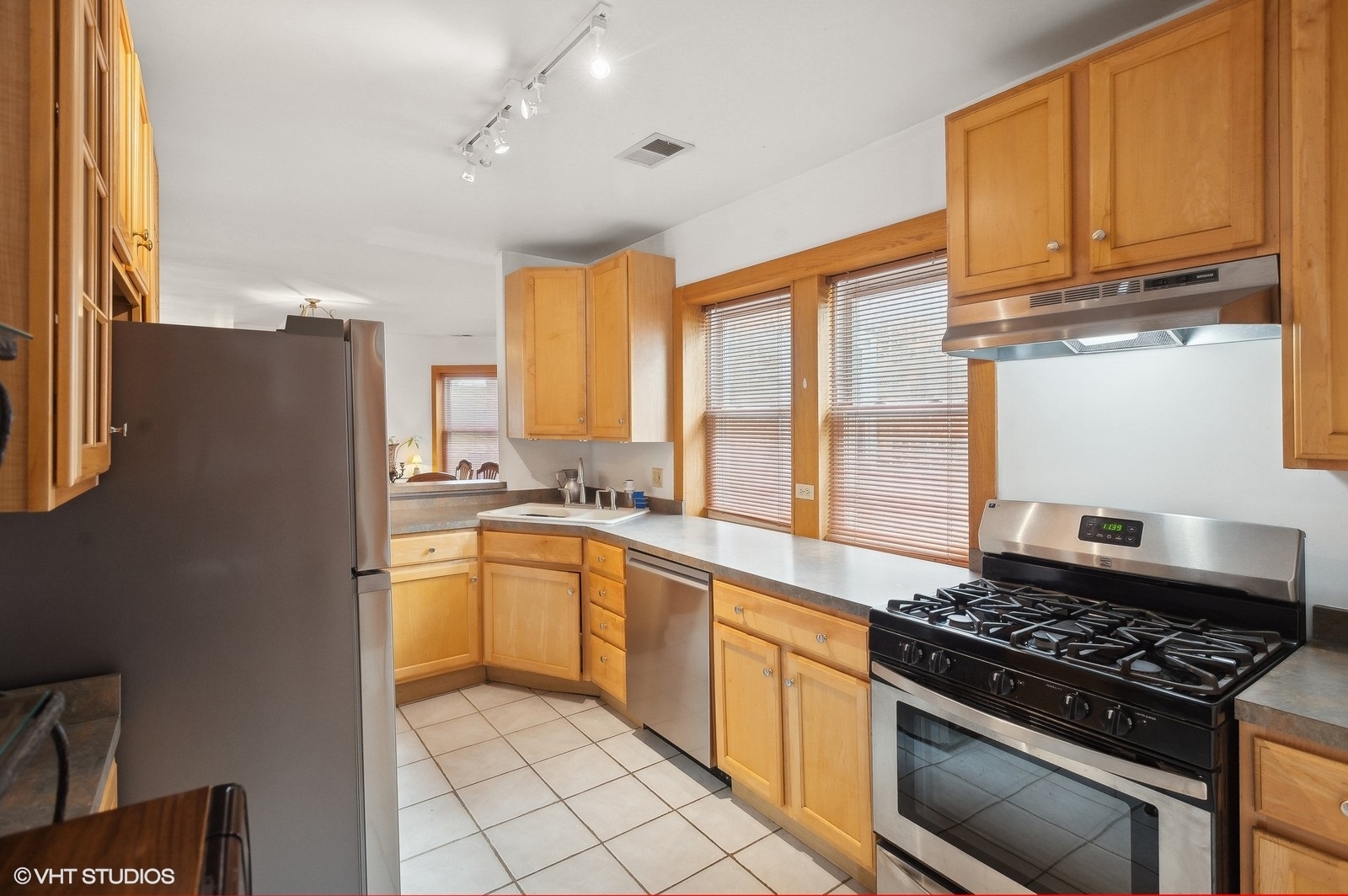 6314 N Bell Avenue Unit: 3