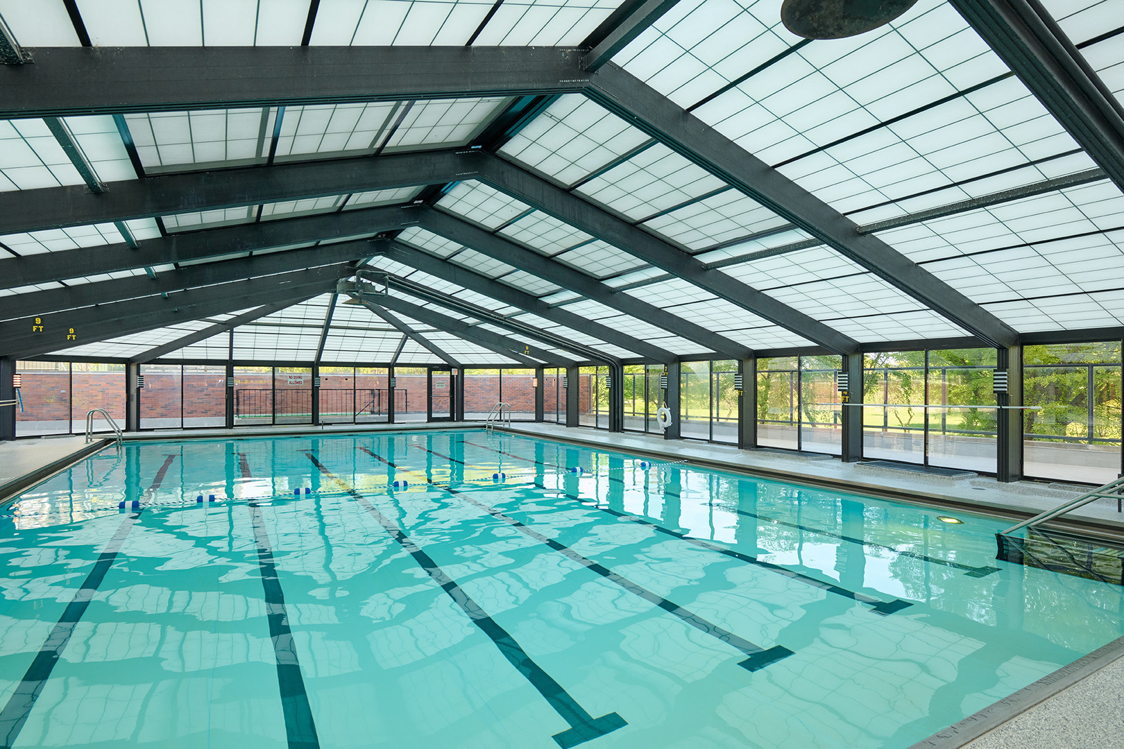 5415 N Sheridan Road Unit: 915