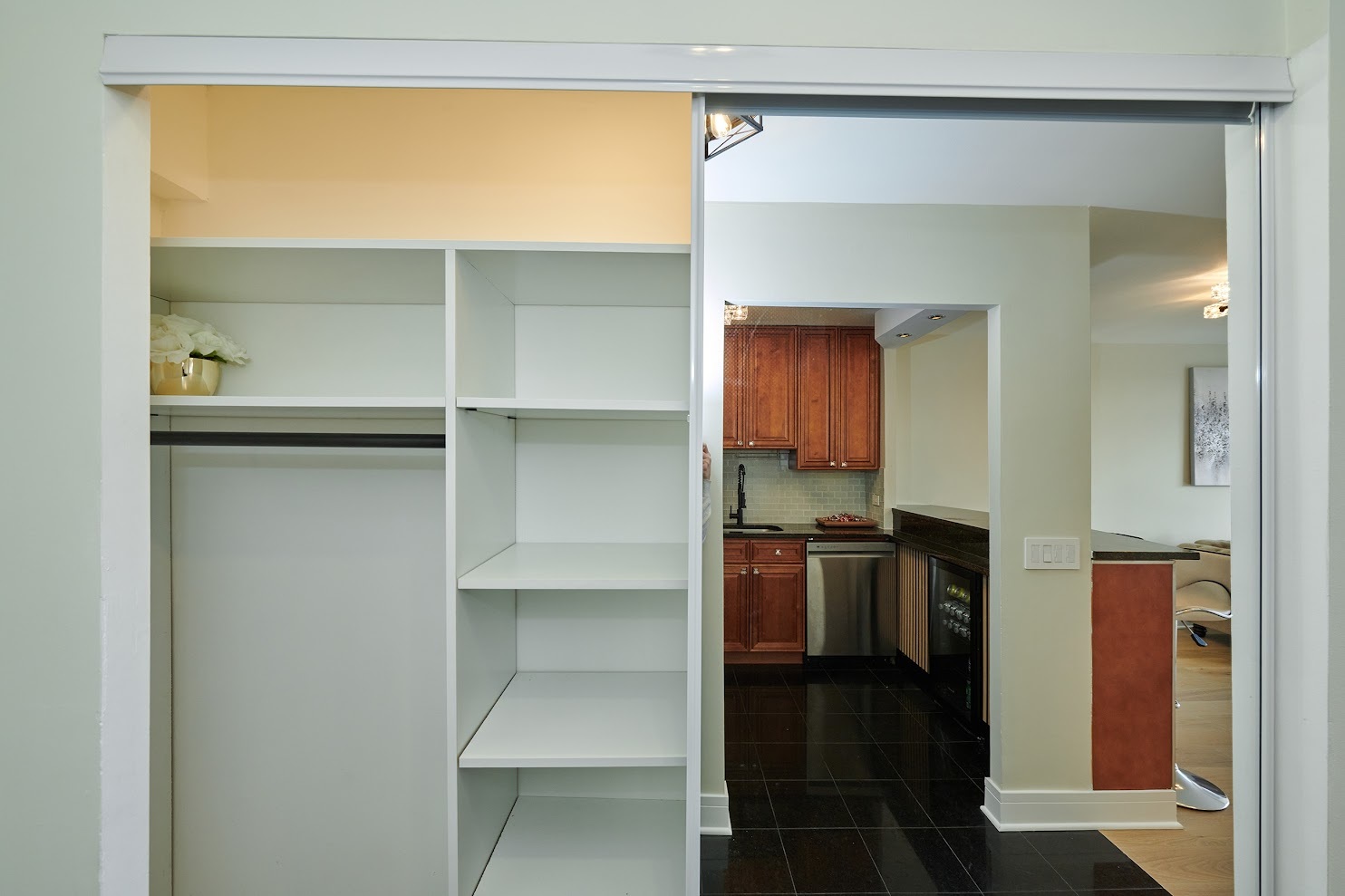 5415 N Sheridan Road Unit: 915