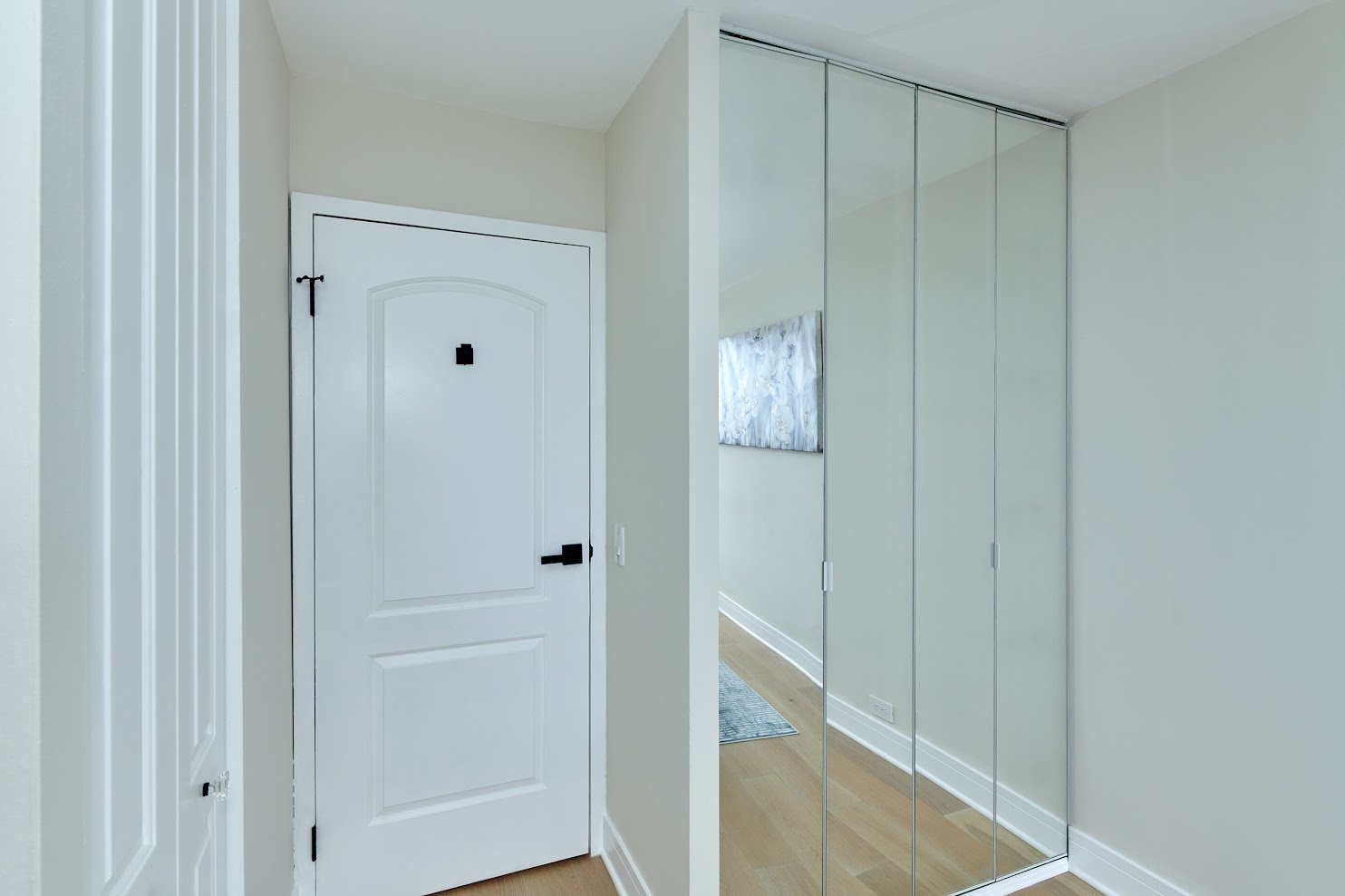 5415 N Sheridan Road Unit: 915