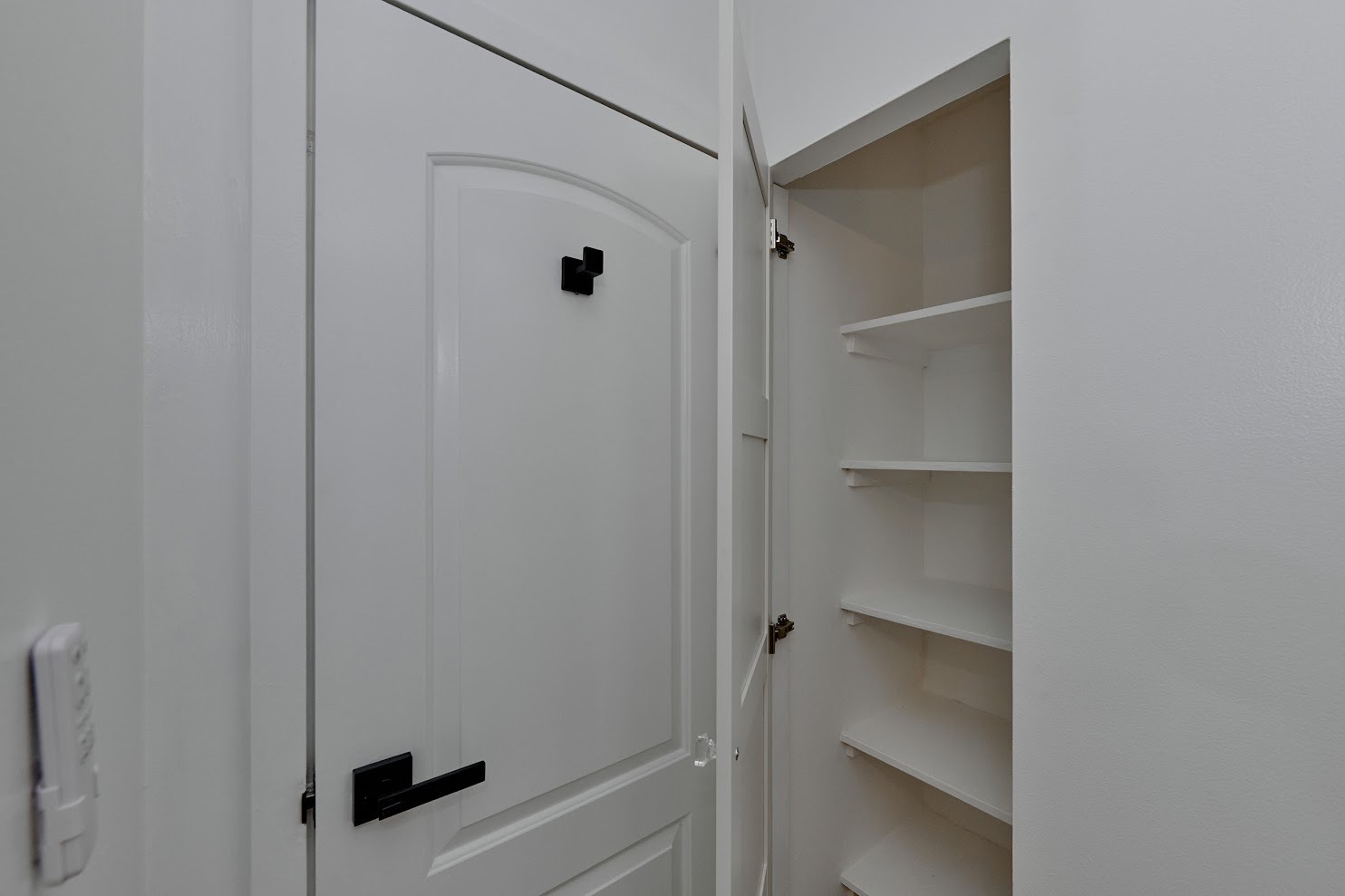 5415 N Sheridan Road Unit: 915