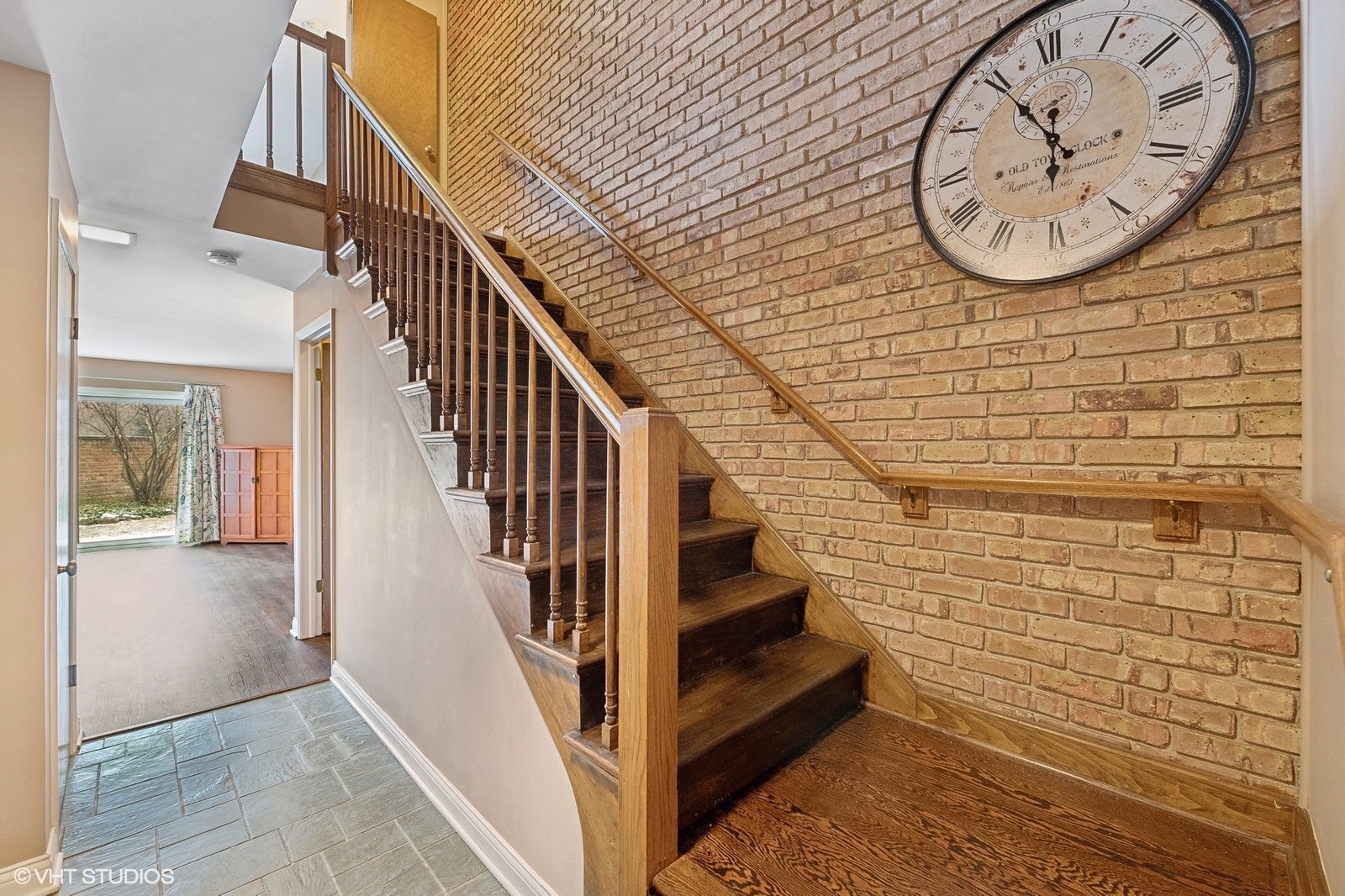 1809 Tanglewood Drive Unit: B