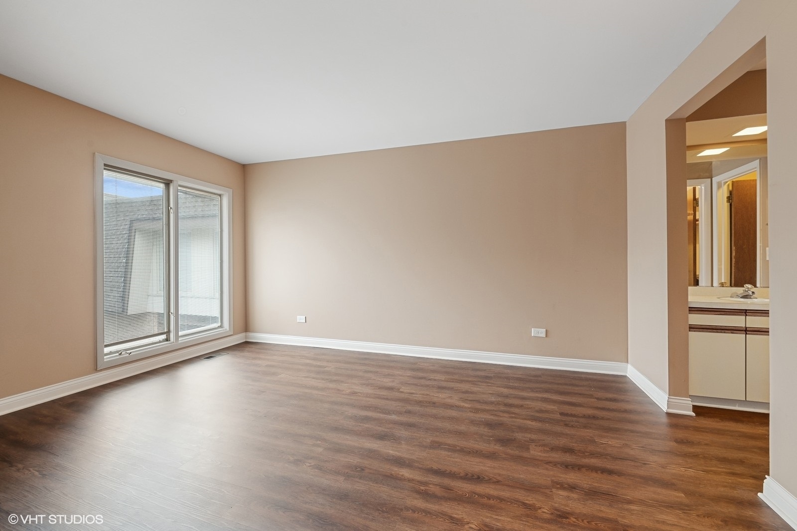 1809 Tanglewood Drive Unit: B