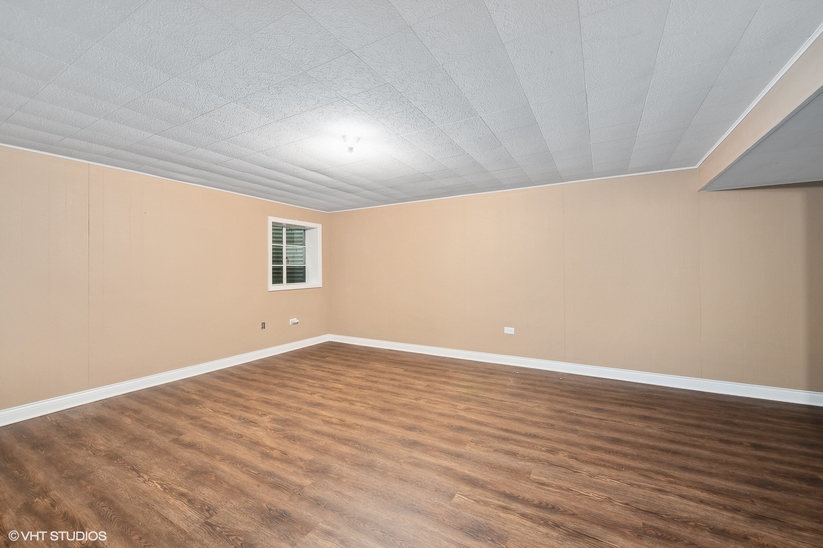 1809 Tanglewood Drive Unit: B