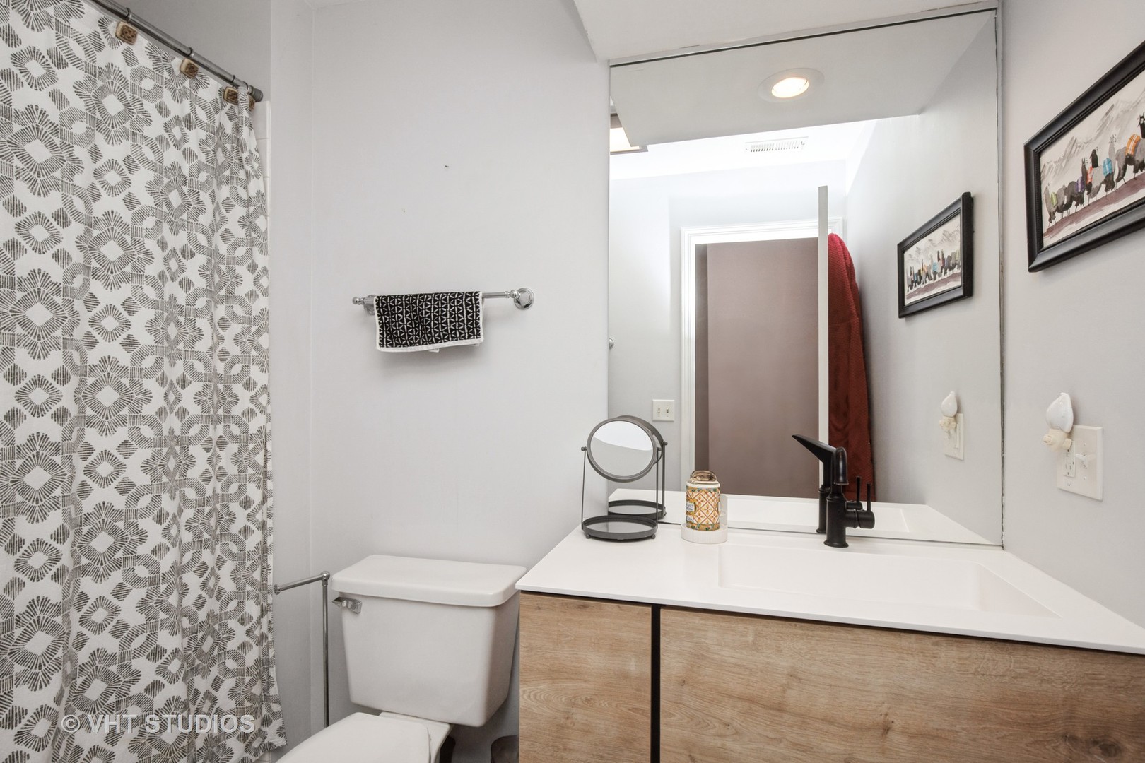 1411 James Court Unit: 129B