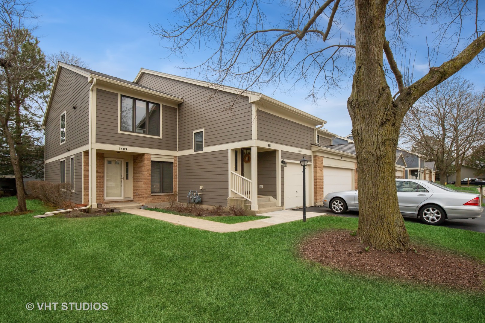 1411 James Court Unit: 129B