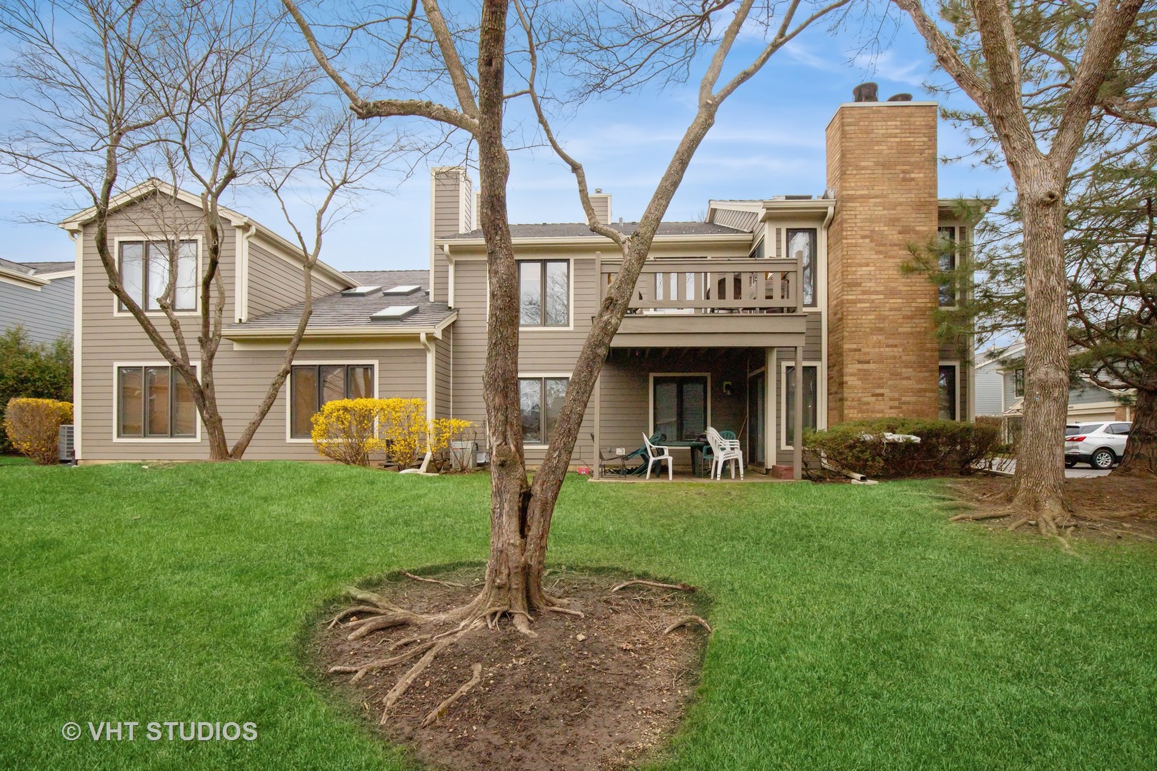 1411 James Court Unit: 129B