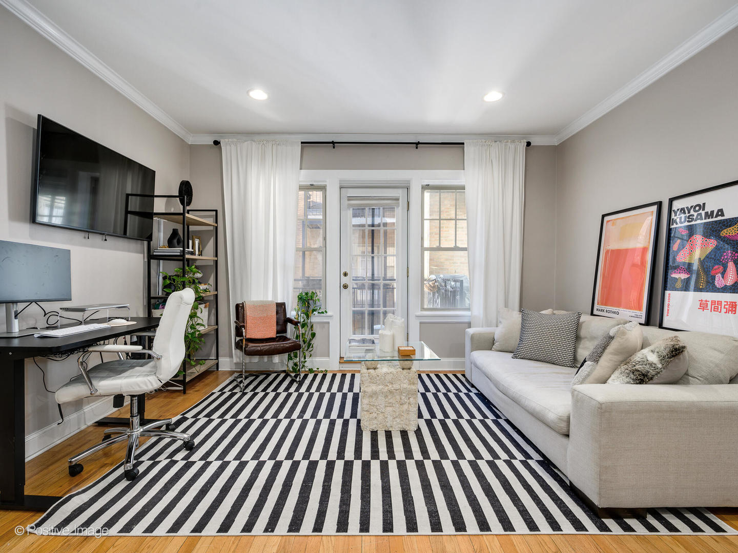 2239 N Lincoln Avenue Unit: 2B