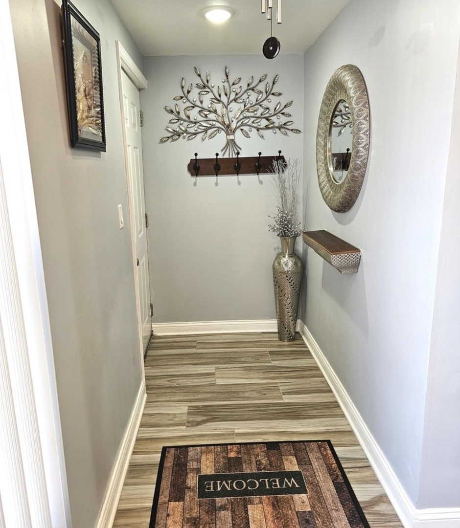 8613 W Lyndale Street