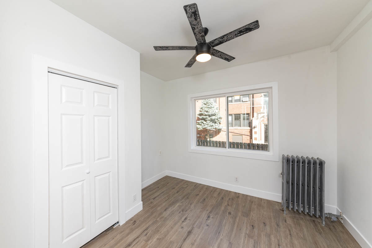 1019 Dempster Street Unit: 1W