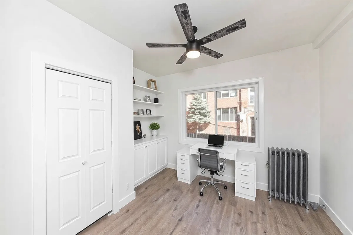 1019 Dempster Street Unit: 1W