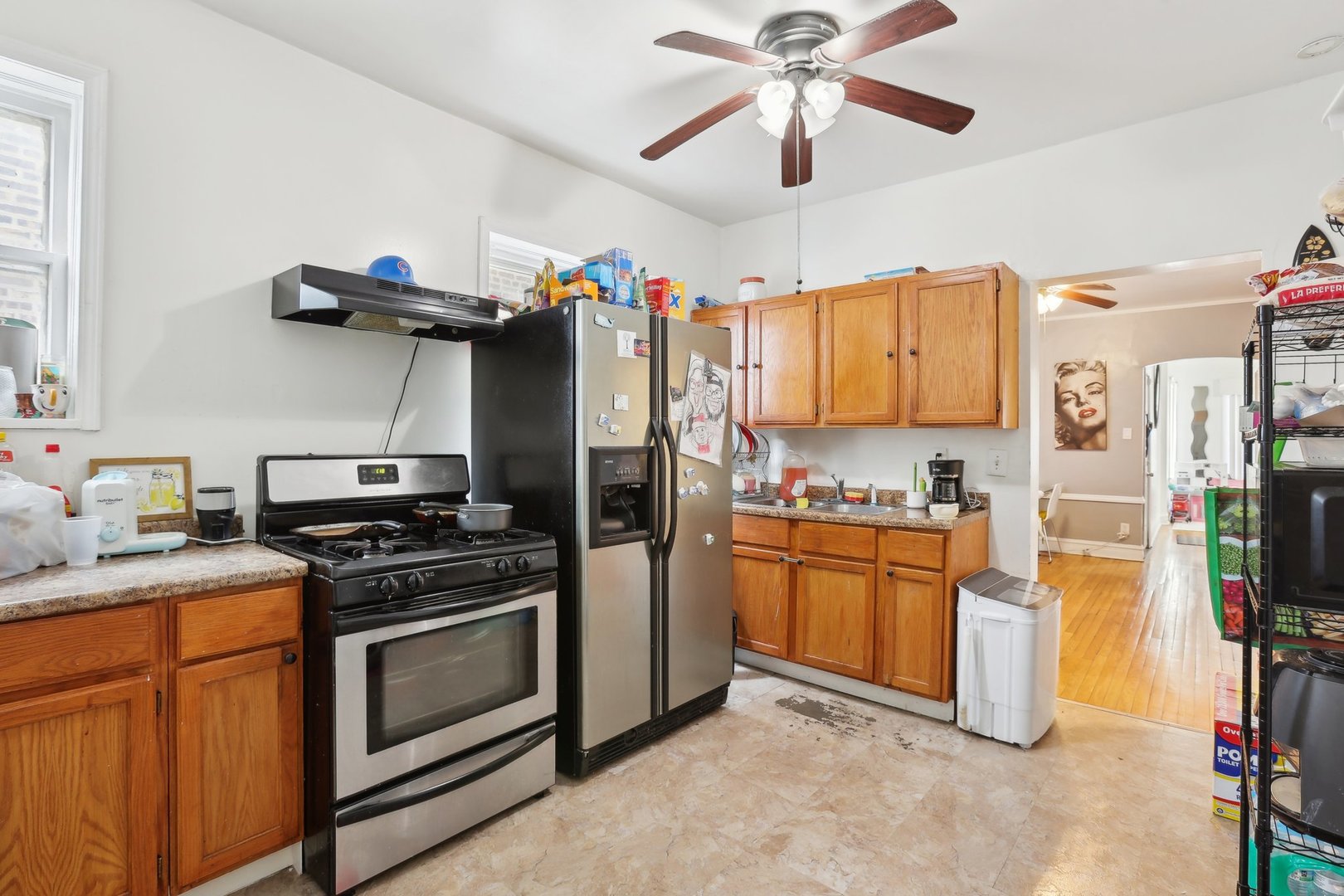 1727 N MENARD Avenue