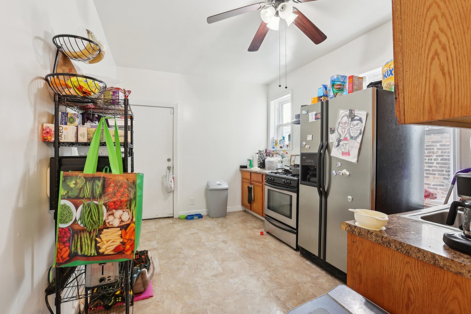 1727 N MENARD Avenue