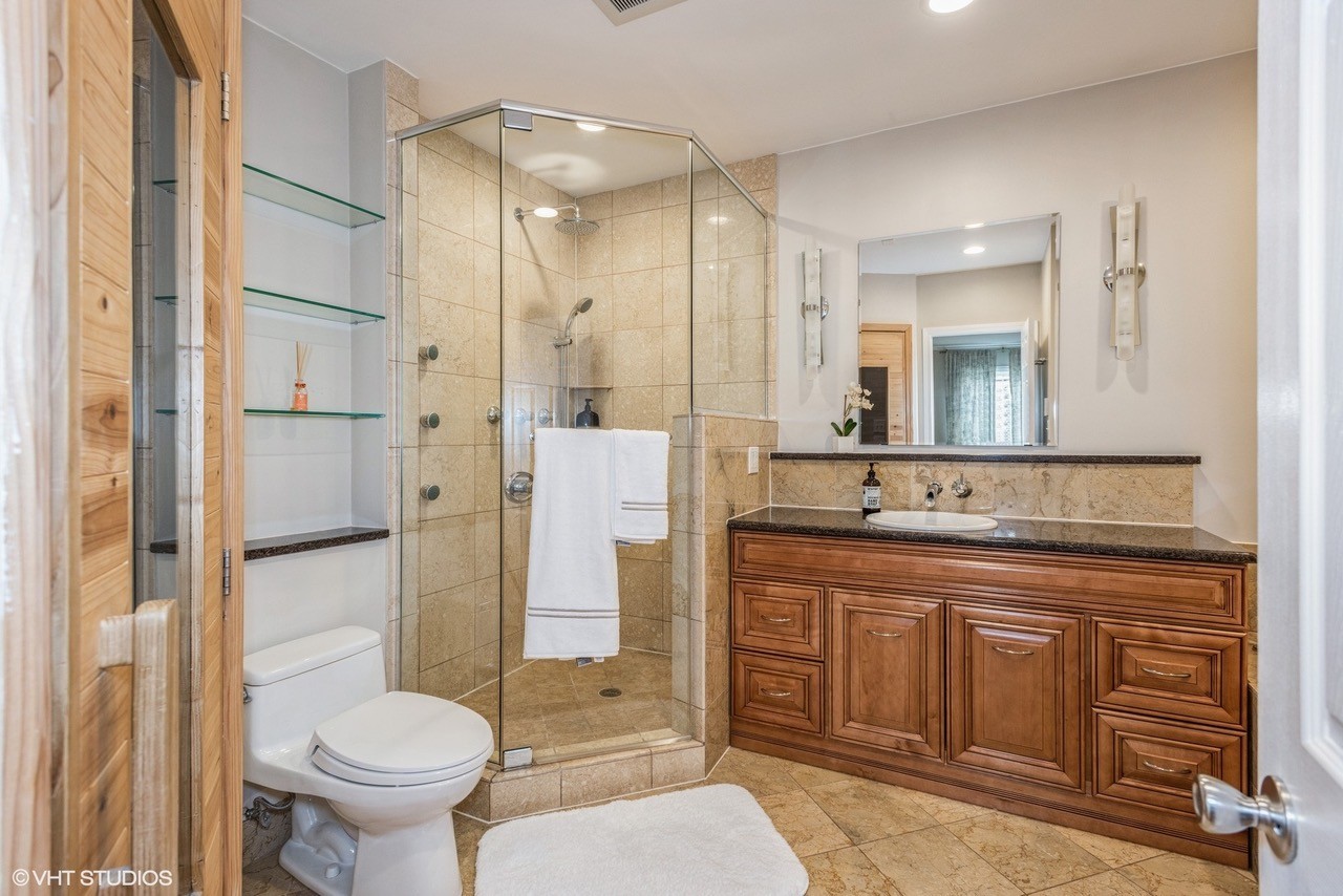 339 W Webster Avenue Unit: 6