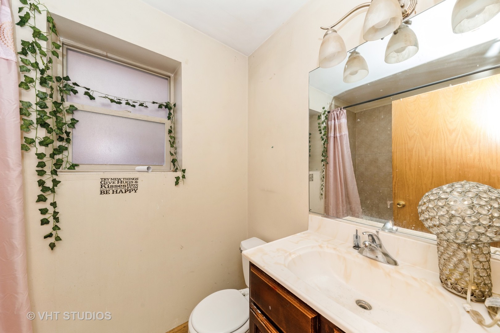 5316 S Kenneth Avenue Unit: 201