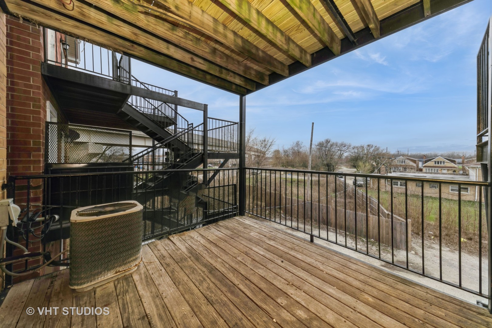 5316 S Kenneth Avenue Unit: 201