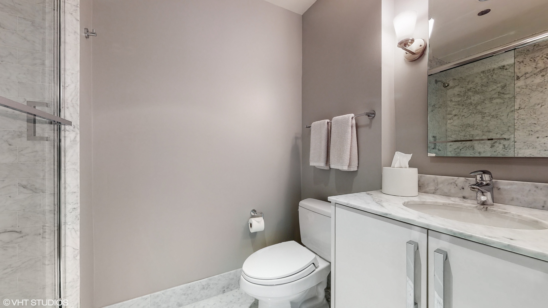 10 E Delaware Place Unit: 9D